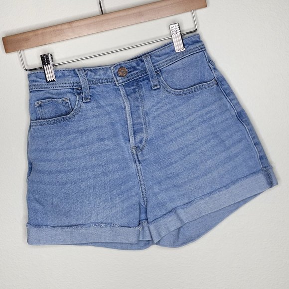 PICK 3 FOR $20 Hollister Ultra High-Rise Mom Short Button Fly Light Wash Size 1 - Picture 8 of 8
